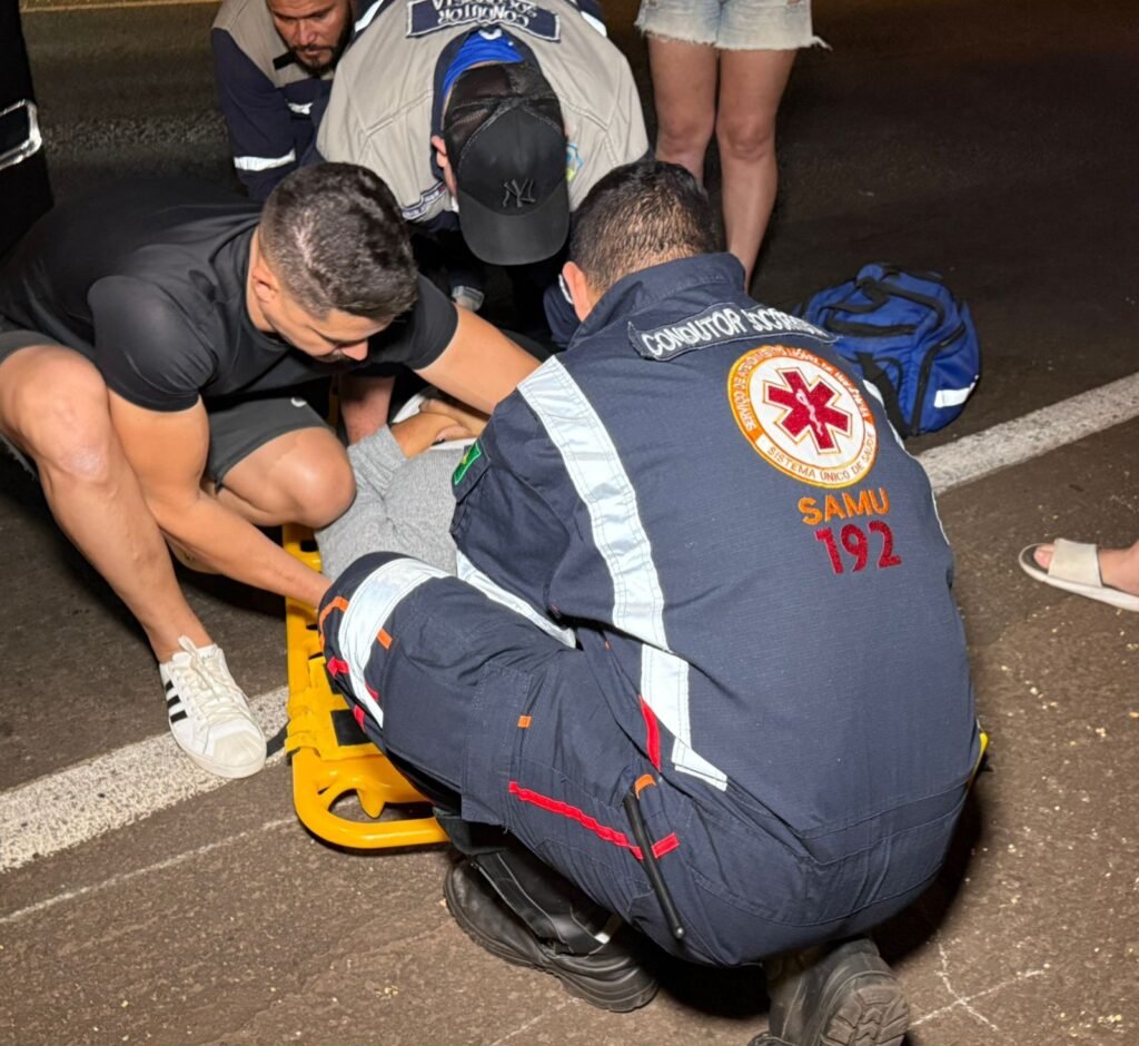 Pneu de moto estoura e duas mulheres ficam feridas após queda na rodovia em Paiçandu