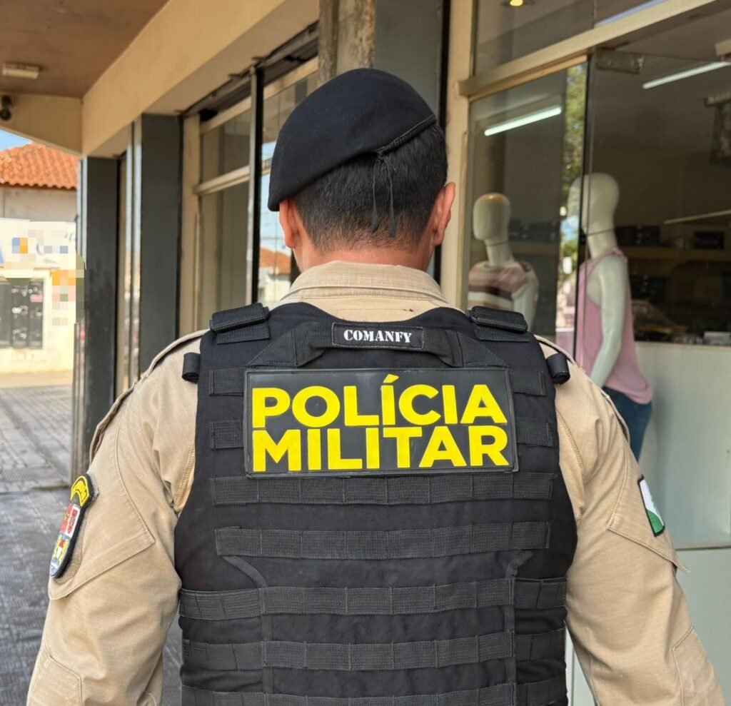 Ladrão se passa por cliente e pratica roubo em comércio no centro de Paiçandu